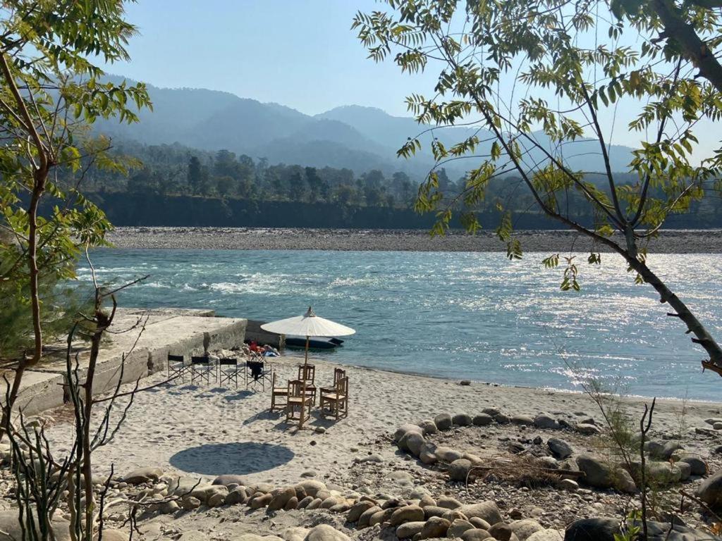 Отель Lushy Days Boom Camp Tanakpur Экстерьер фото